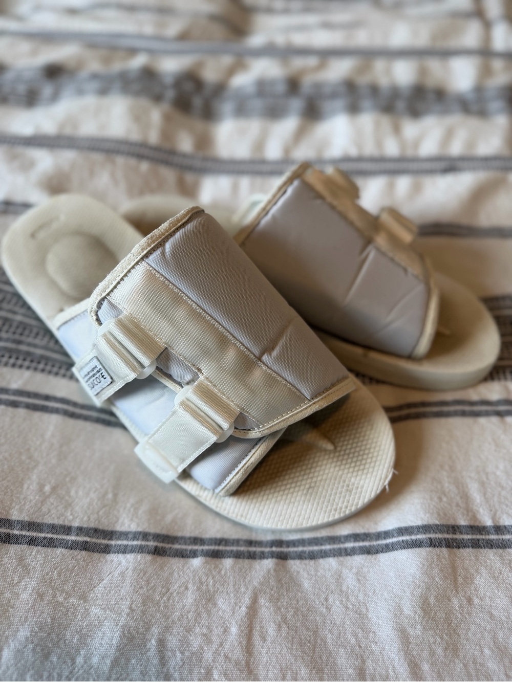 Suicoke Cream/White Slide Sandals Straps